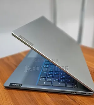 New Laptop Lenovo ThinkBook 15 8GB Intel Core I5 SSD 256GB