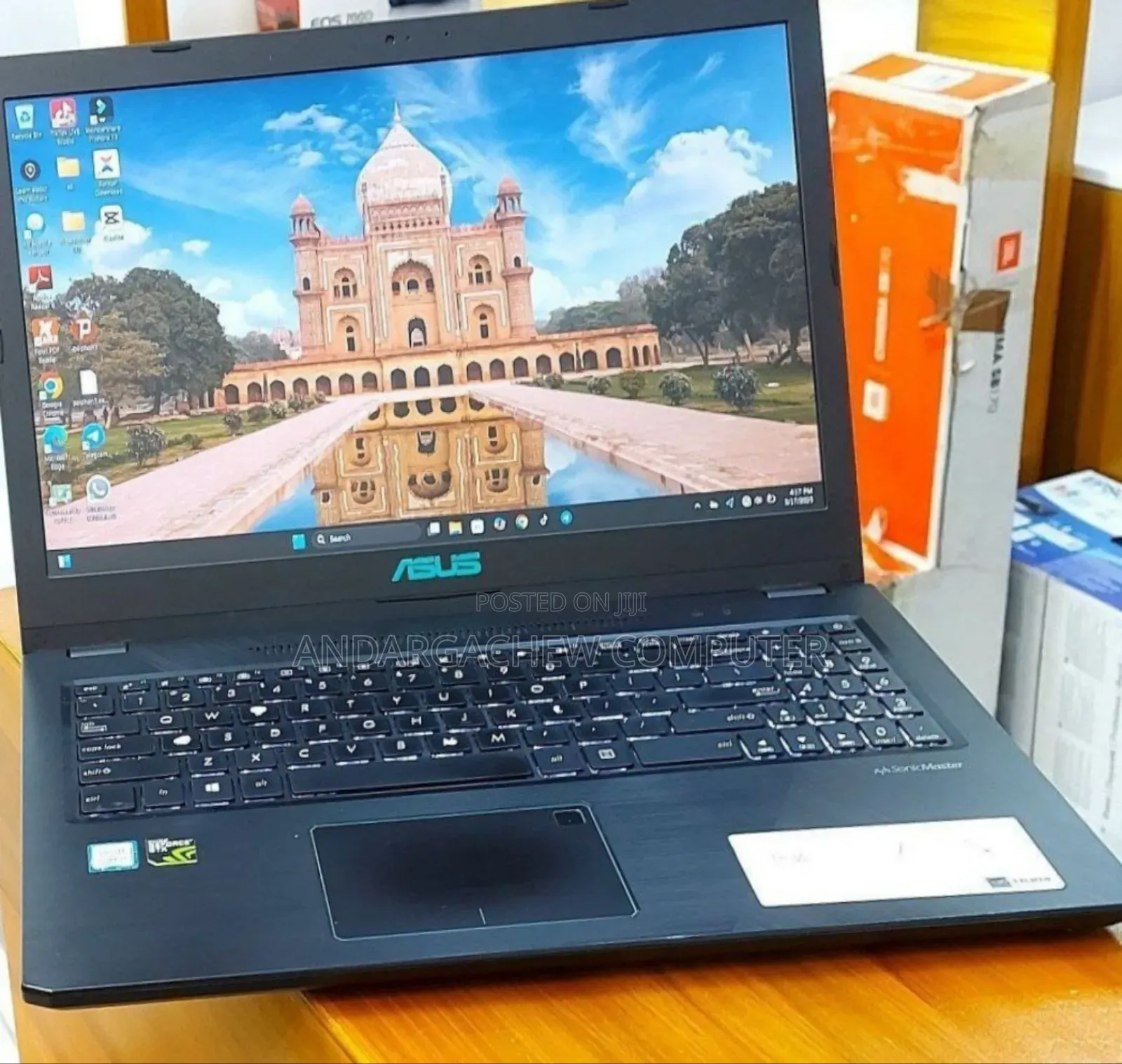 Laptop Asus VivoBook 15 X505BA 16GB Intel Core I7 SSD 256GB