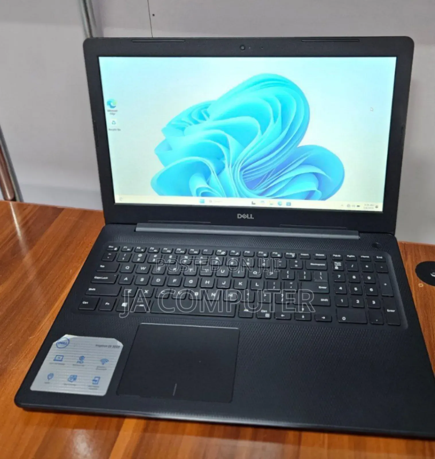 New Laptop Dell Inspiron 15 8GB Intel Core I5 HDD 1T