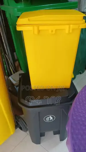 Photo - የቆሻሻ ማጠራቀሚያ የውጭ