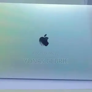 New Laptop Apple MacBook Pro 2017 16GB Intel Core I7 SSD 256GB