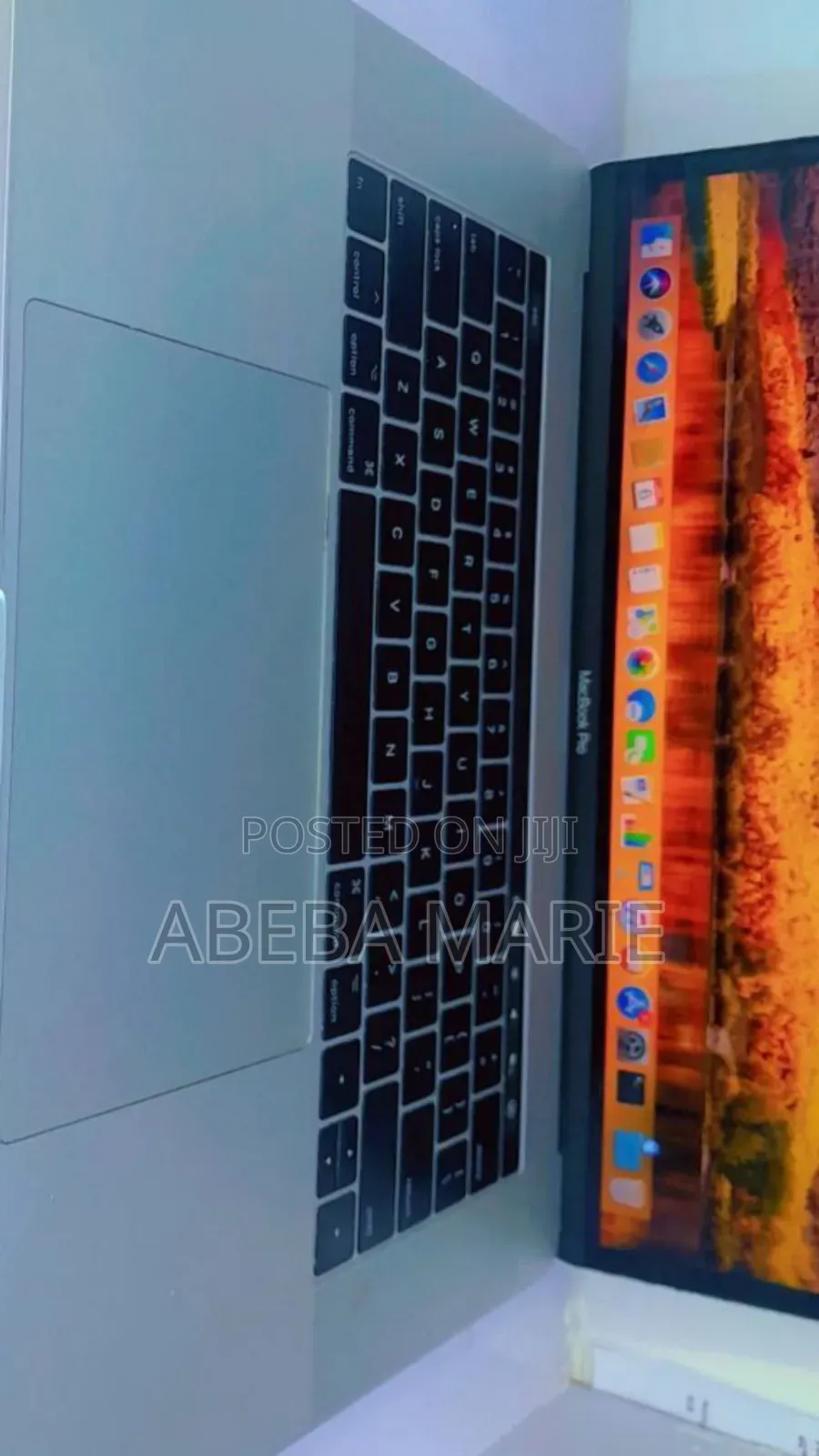 New Laptop Apple MacBook Pro 2017 16GB Intel Core I7 SSD 256GB