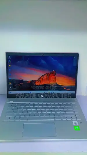 Photo - New Laptop HP 16GB Intel Core I5 SSD 512GB