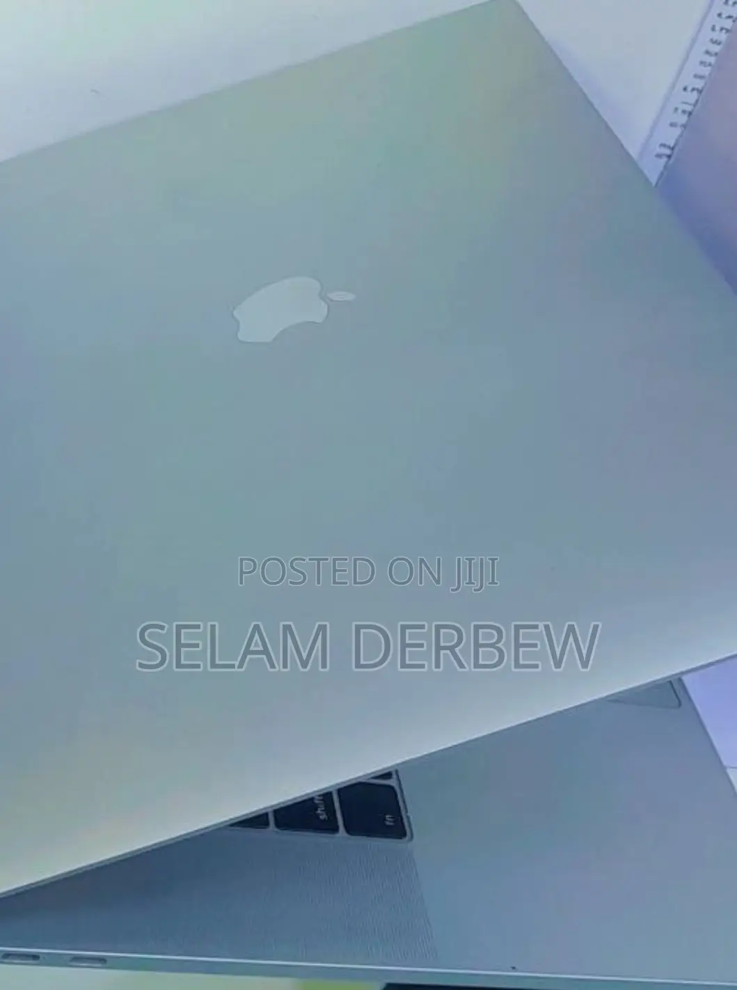 New Laptop Apple MacBook Pro 2017 16GB Intel Core I7 SSD 256GB