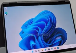 New Laptop HP Spectra 13 16GB Intel Core I7 SSD 1T