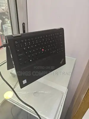Photo - New Laptop Lenovo ThinkPad Yoga 16GB Intel Core I5 SSD 512GB