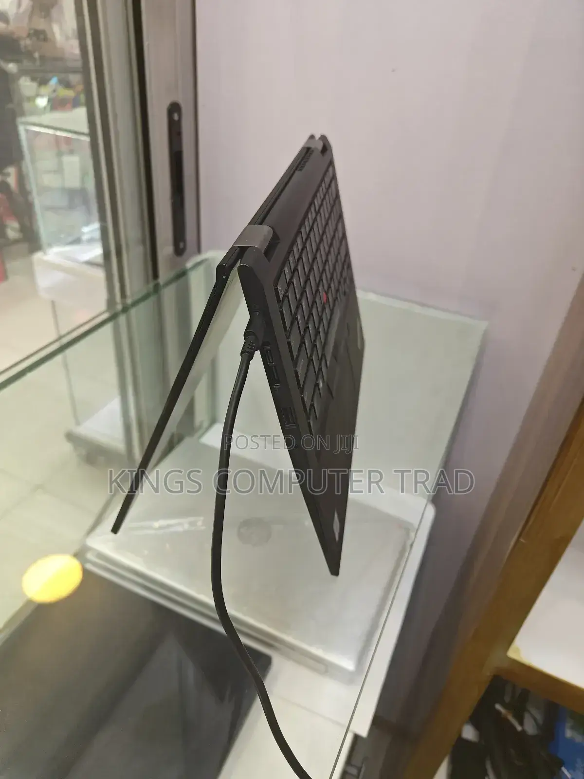 New Laptop Lenovo ThinkPad Yoga 16GB Intel Core I5 SSD 512GB