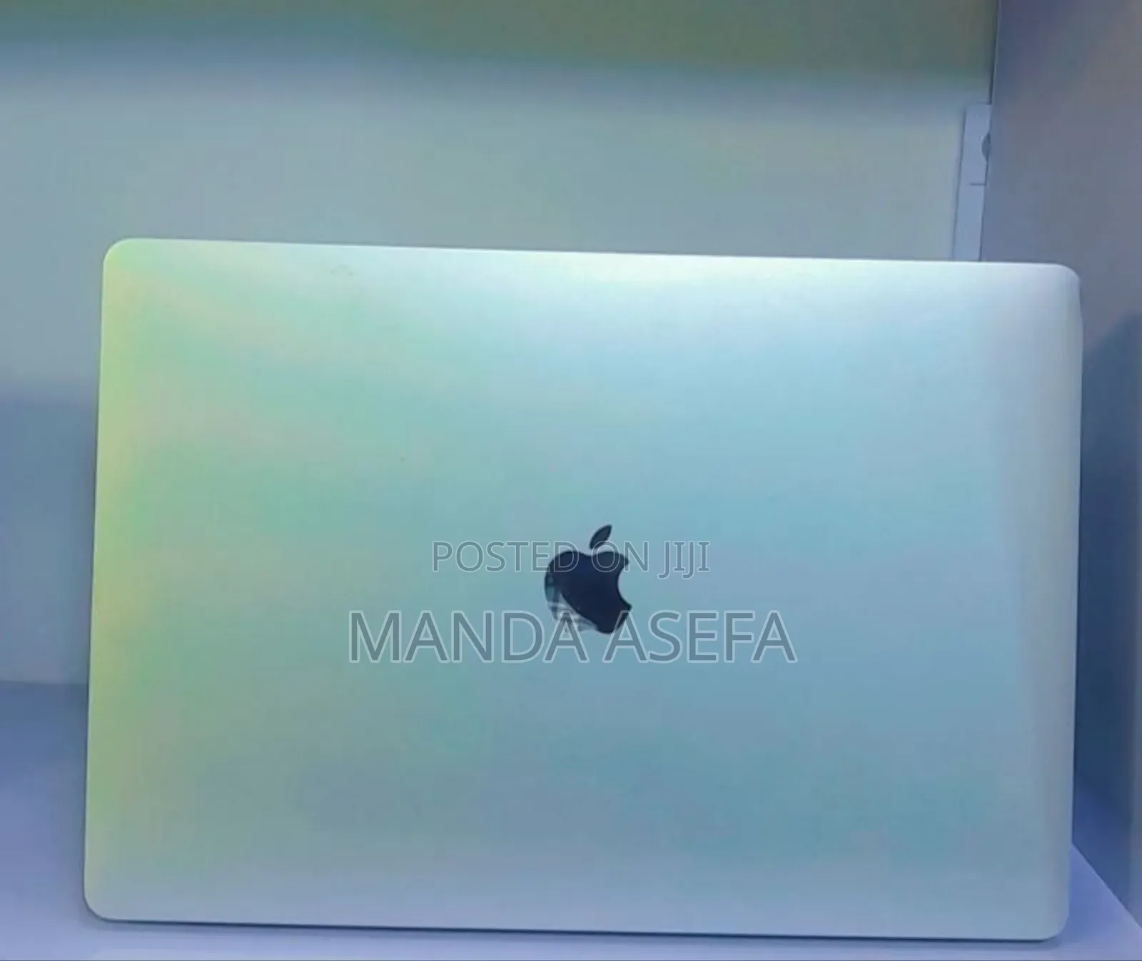 New Laptop Apple MacBook Pro 2017 16GB Intel Core I7 SSD 256GB