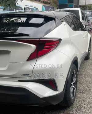 Toyota C-HR 2021 White