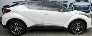 Toyota C-HR 2021 White