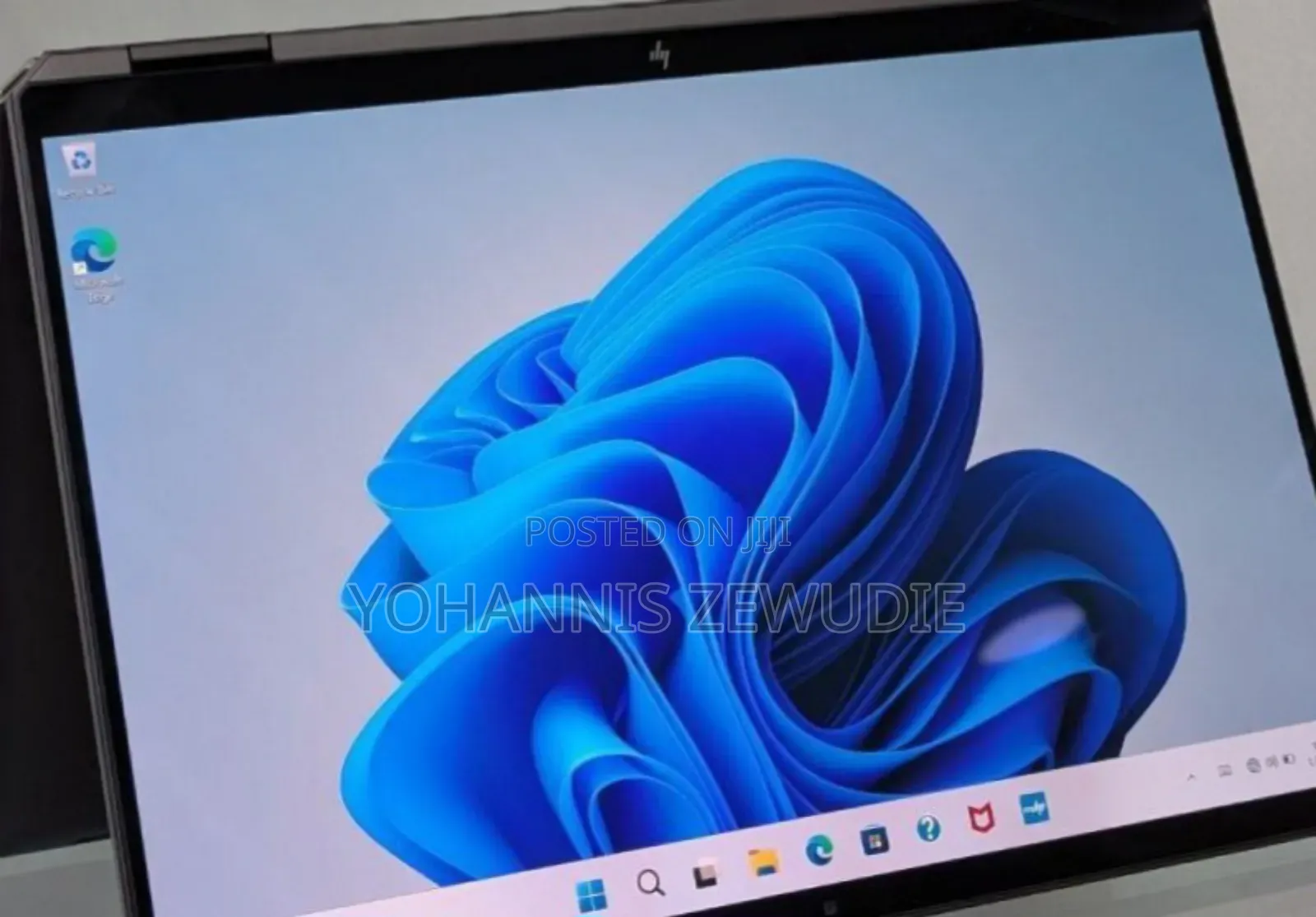 New Laptop HP Spectra 13 16GB Intel Core I7 SSD 1T