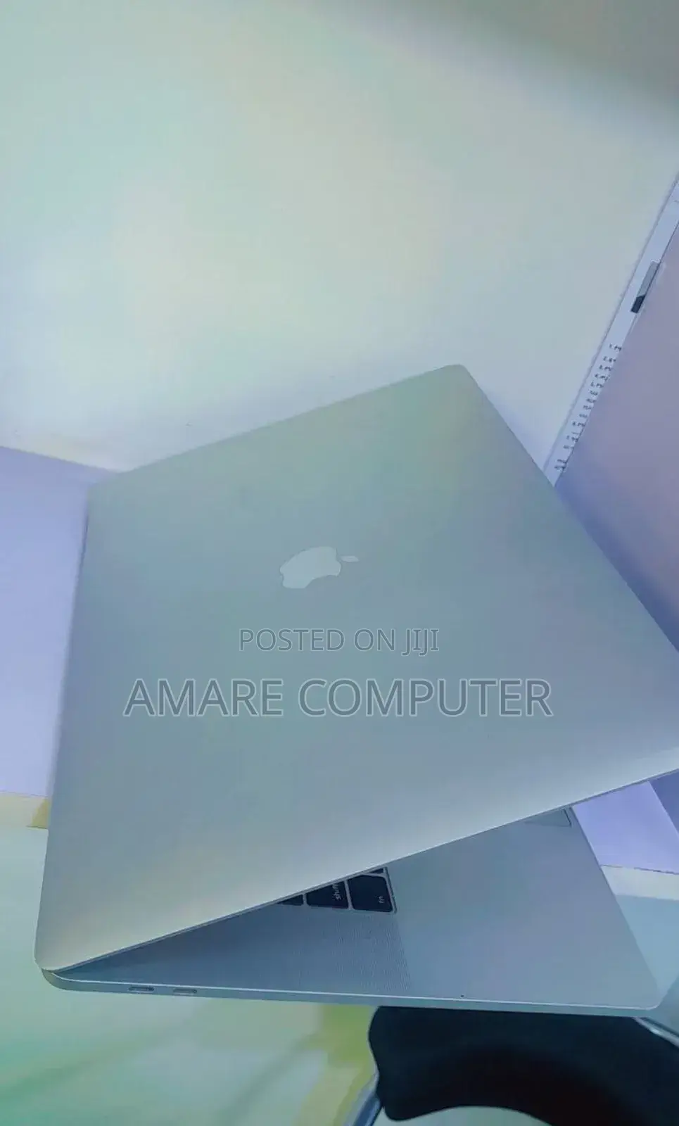 New Laptop Apple MacBook Pro 2017 16GB Intel Core I7 SSD 256GB