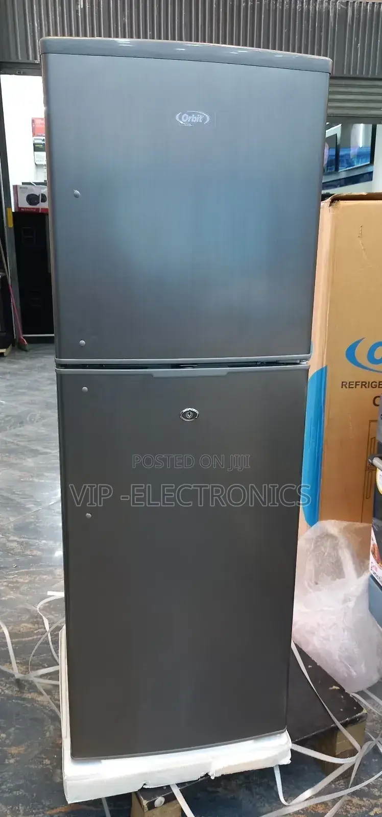 Orbit Refrigerator 275