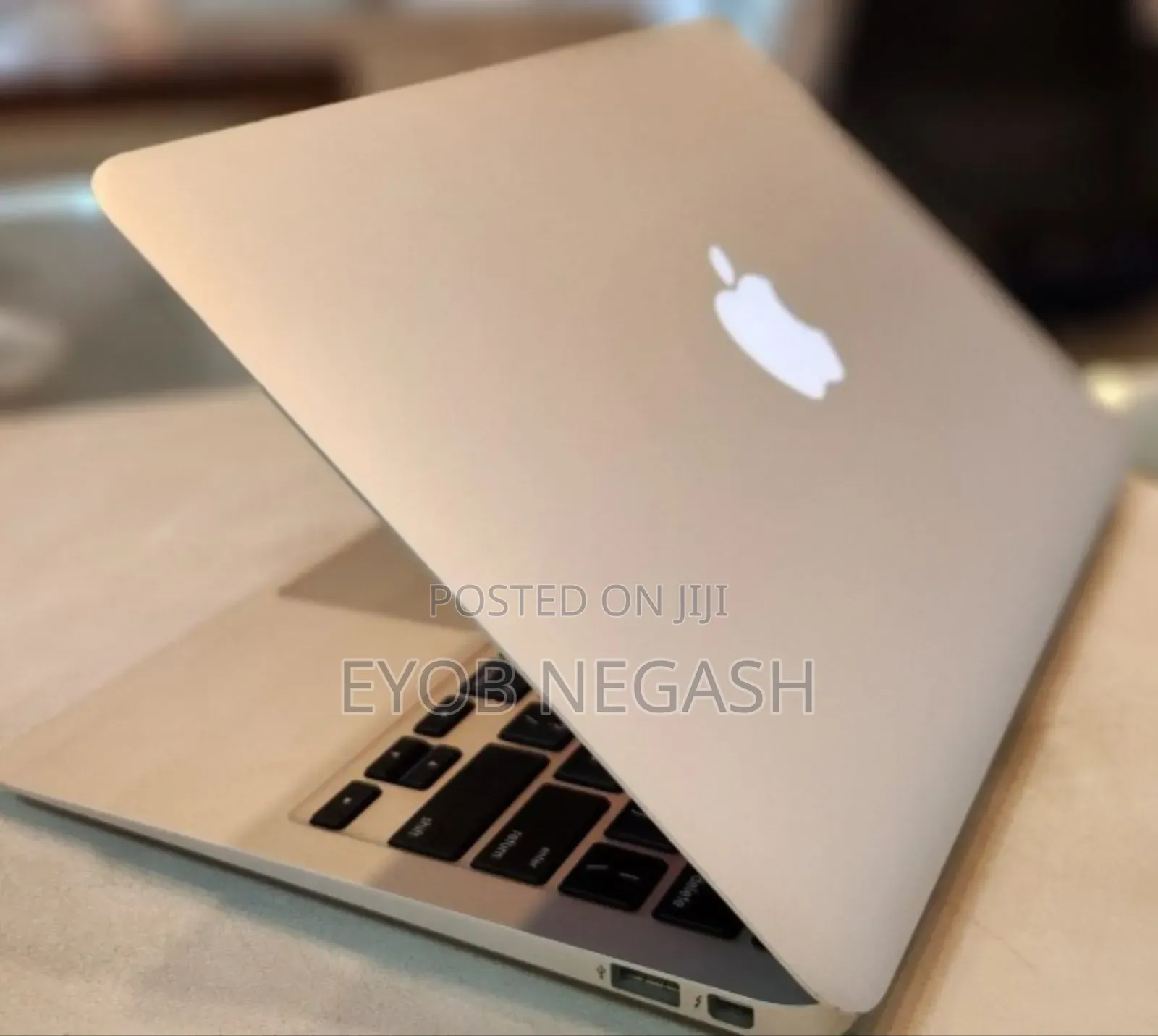 Laptop Apple MacBook Air 2011 4GB Intel Core I5 SSD 128GB