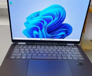 Photo - New Laptop HP Spectre X360 16GB Intel Core I7 SSD 1T