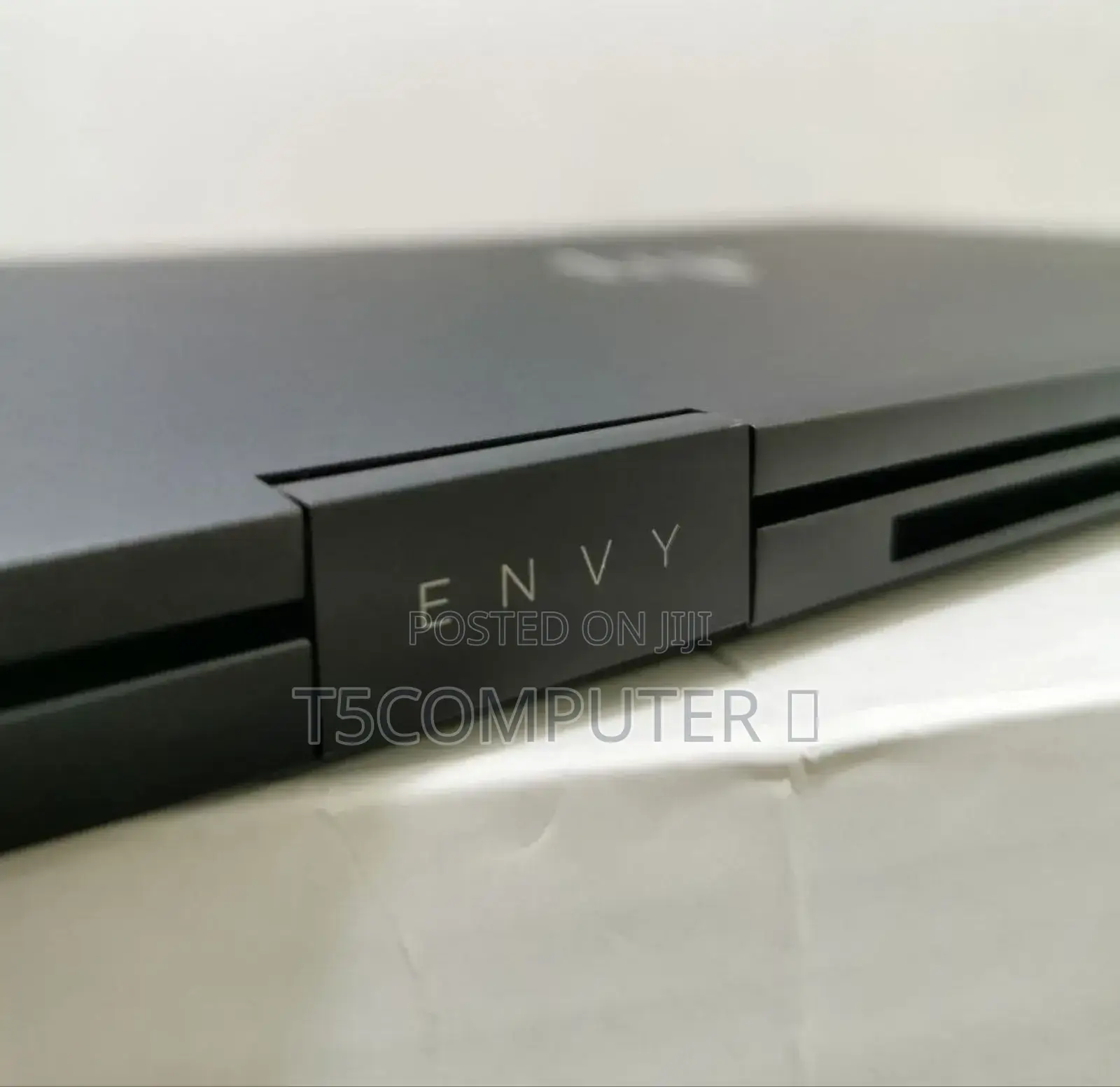 New Laptop HP Envy X360 16GB AMD Ryzen 7 SSD 512GB