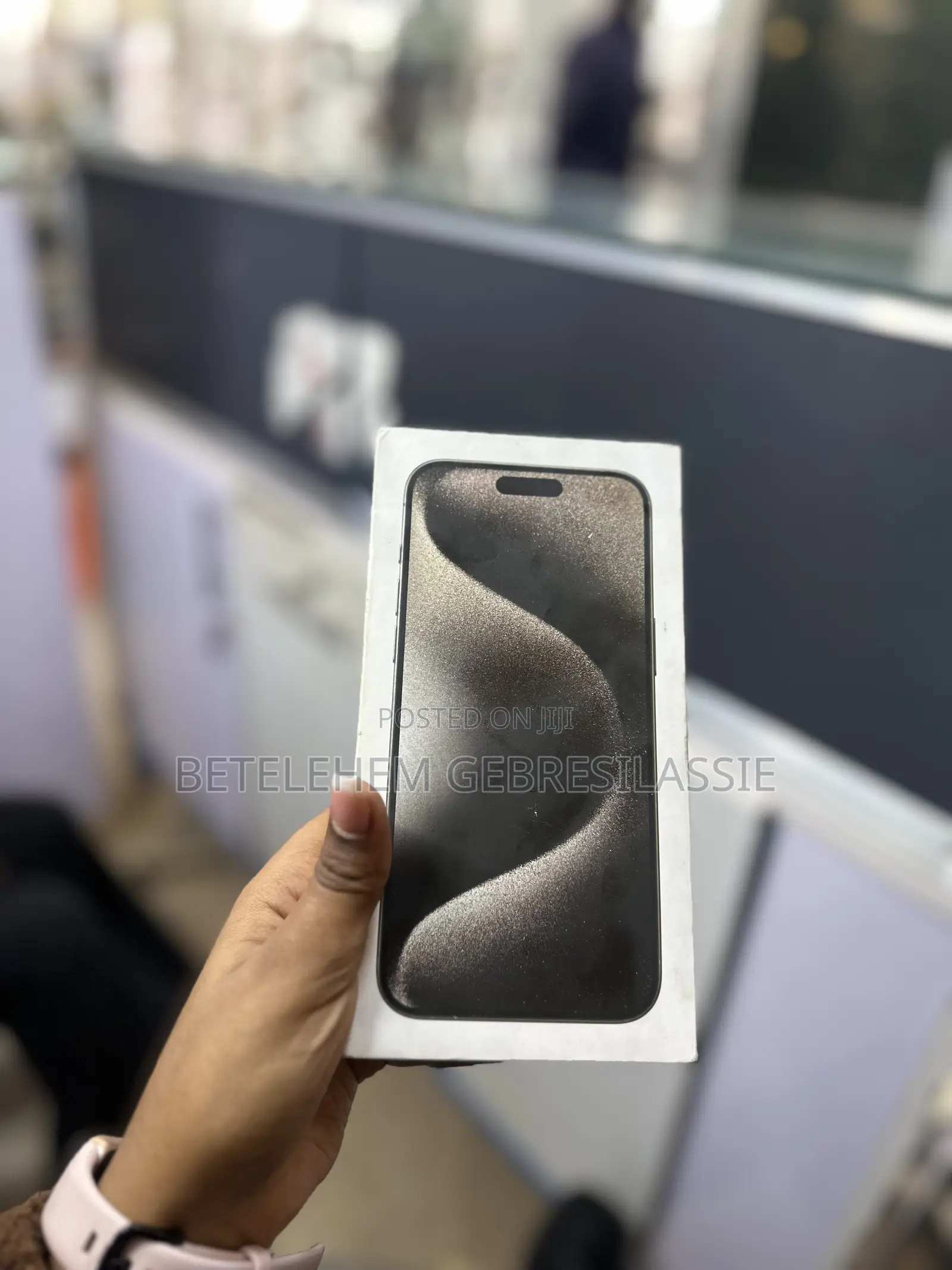 New Apple iPhone 15 Pro Max 256 GB Gray