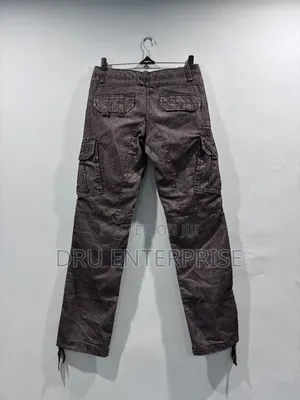 Textured Cargo Pant