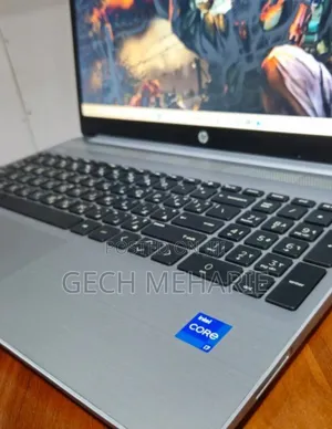New Laptop HP 250 G8 16GB Intel Core I7 SSD 512GB