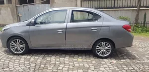 Mitsubishi Attrage 2020 Silver