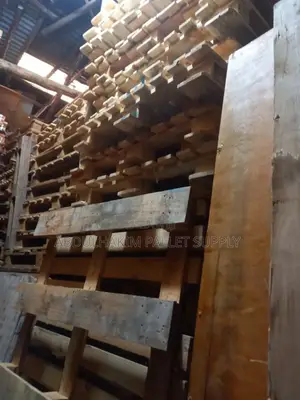 Photo - Pallet for Store