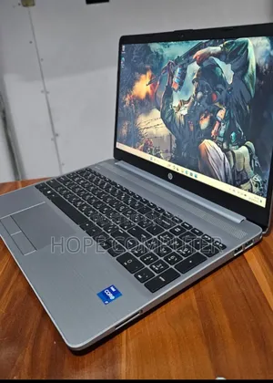 New Laptop HP EliteBook 840 G9 16GB Intel Core I7 SSD 512GB