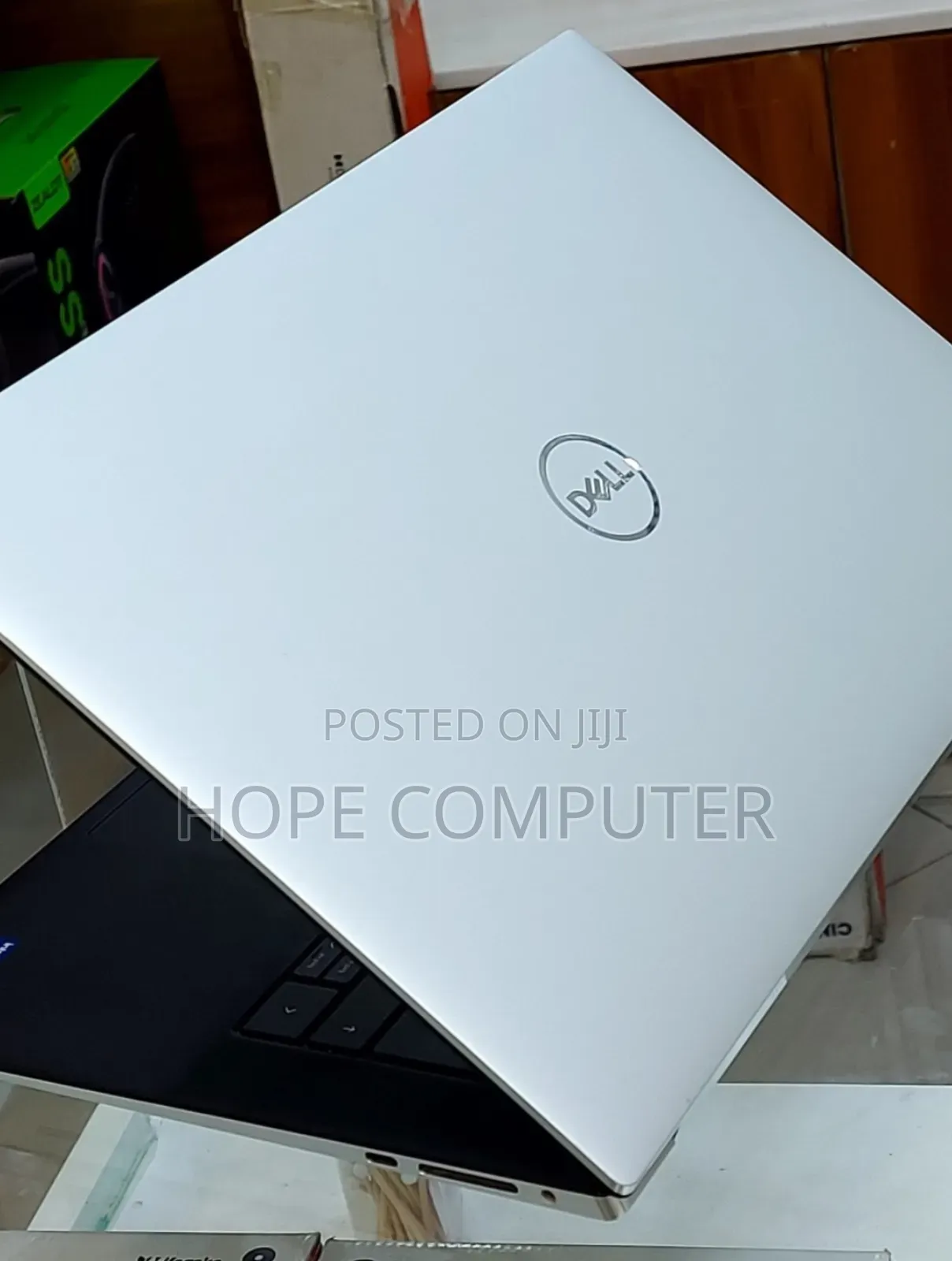 New Laptop Dell XPS 15 16GB Intel Core I7 SSD 512GB