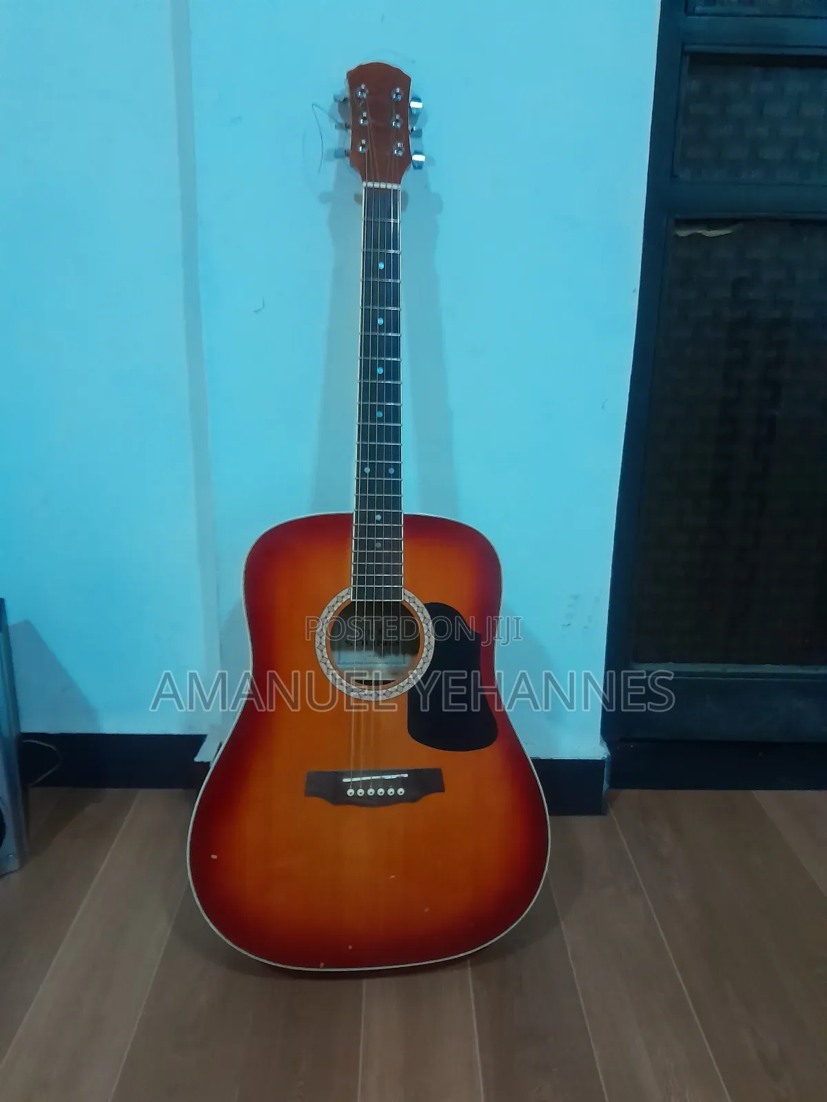 Uni Sound Acoustic Guitar