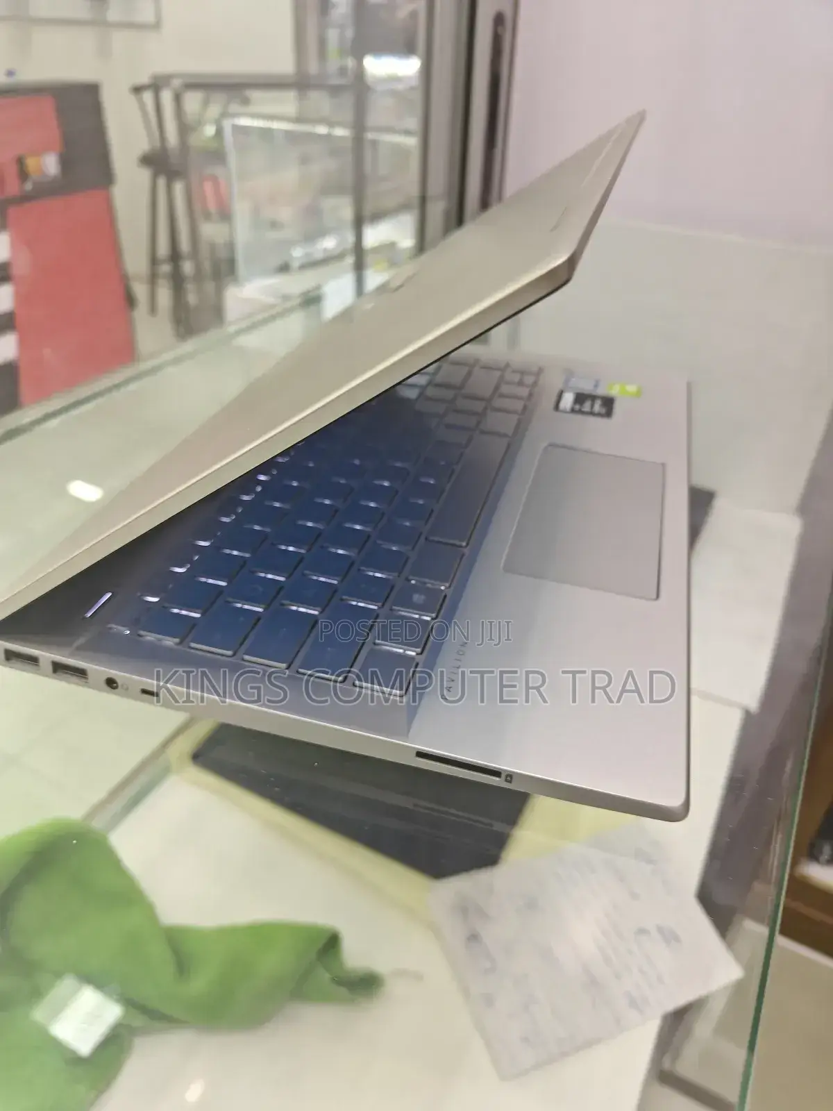 New Laptop HP Pavilion 10 16GB Intel Core I5 SSD 512GB