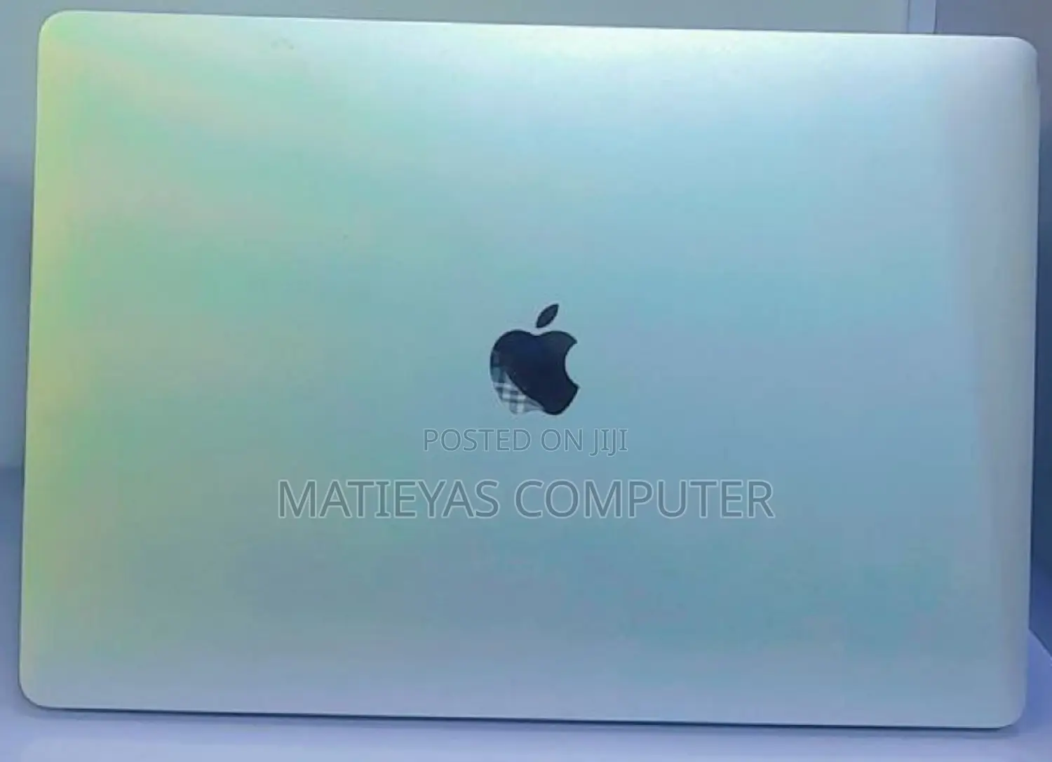New Laptop Apple MacBook Pro 2017 16GB Intel Core I7 SSD 256GB