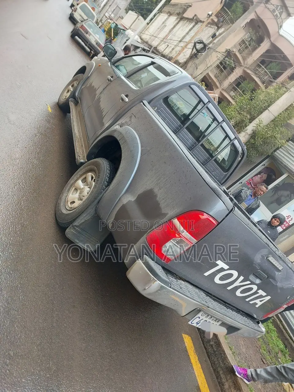 Toyota Hilux 2012 Gray