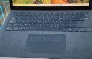 New Laptop Microsoft Surface Book 3 16GB Intel Core I7 SSD 256GB