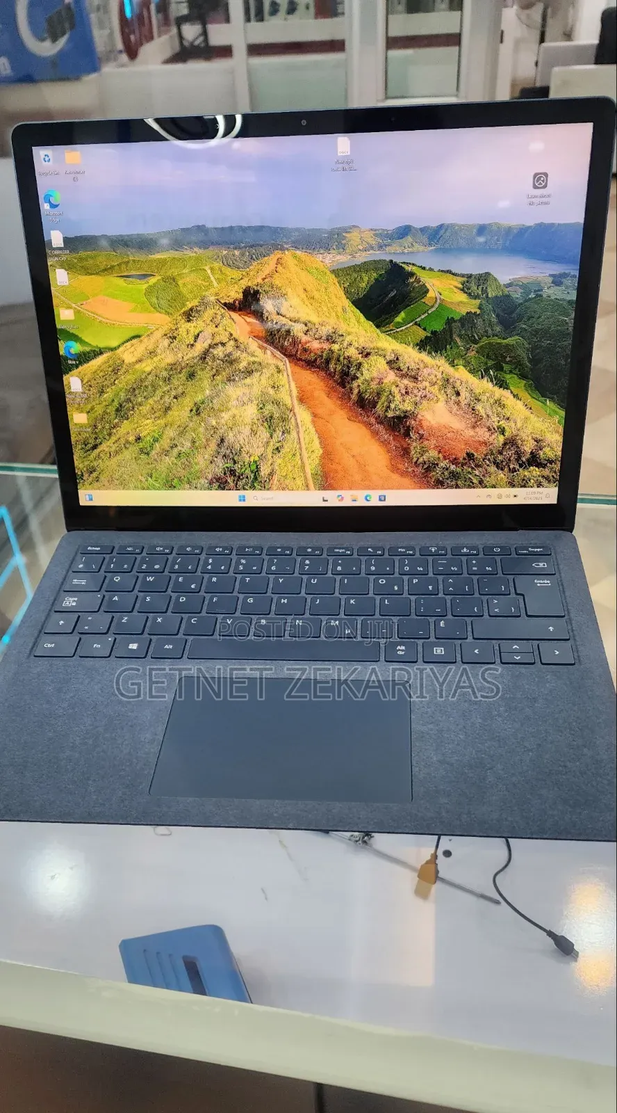 New Laptop Microsoft Surface Laptop 3 16GB Intel Core I7 SSD 256GB