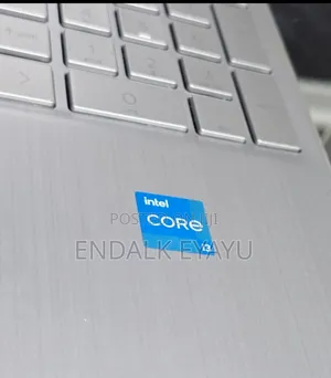 New Laptop HP 8GB Intel Core I3 SSD 256GB