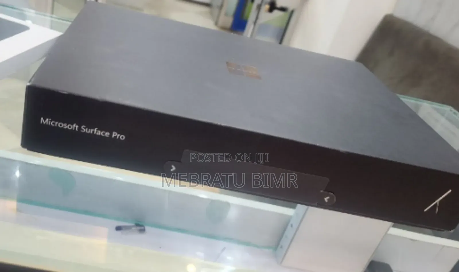 New Microsoft Surface Pro 11th Edition, a Copilot+ PC 16GB SSD 512GB