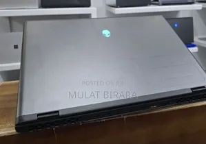New Laptop Alienware M15 R3 32GB Intel Core I7 SSD 1T