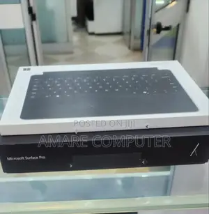 New Microsoft Surface Pro 16GB Qualcomm Snapdragon X Plus SSD 512GB
