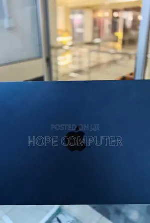 Photo - New Laptop Apple MacBook Air 2024 M3 13-Inch 8GB Apple M3 SSD 256GB