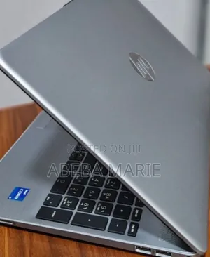 New Laptop HP 250 G8 16GB Intel Core I7 SSD 512GB