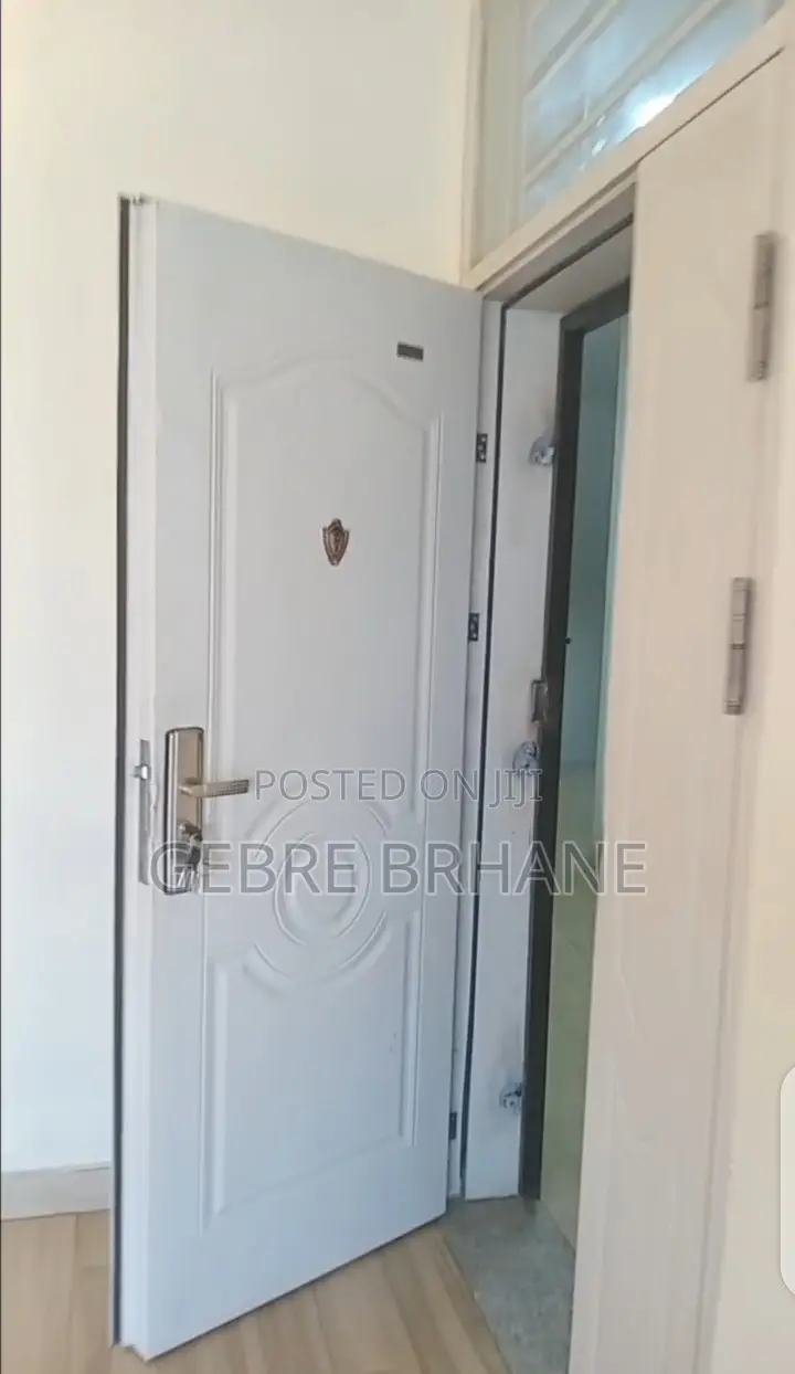 3bdrm Apartment in Apartment, Yeka for rent