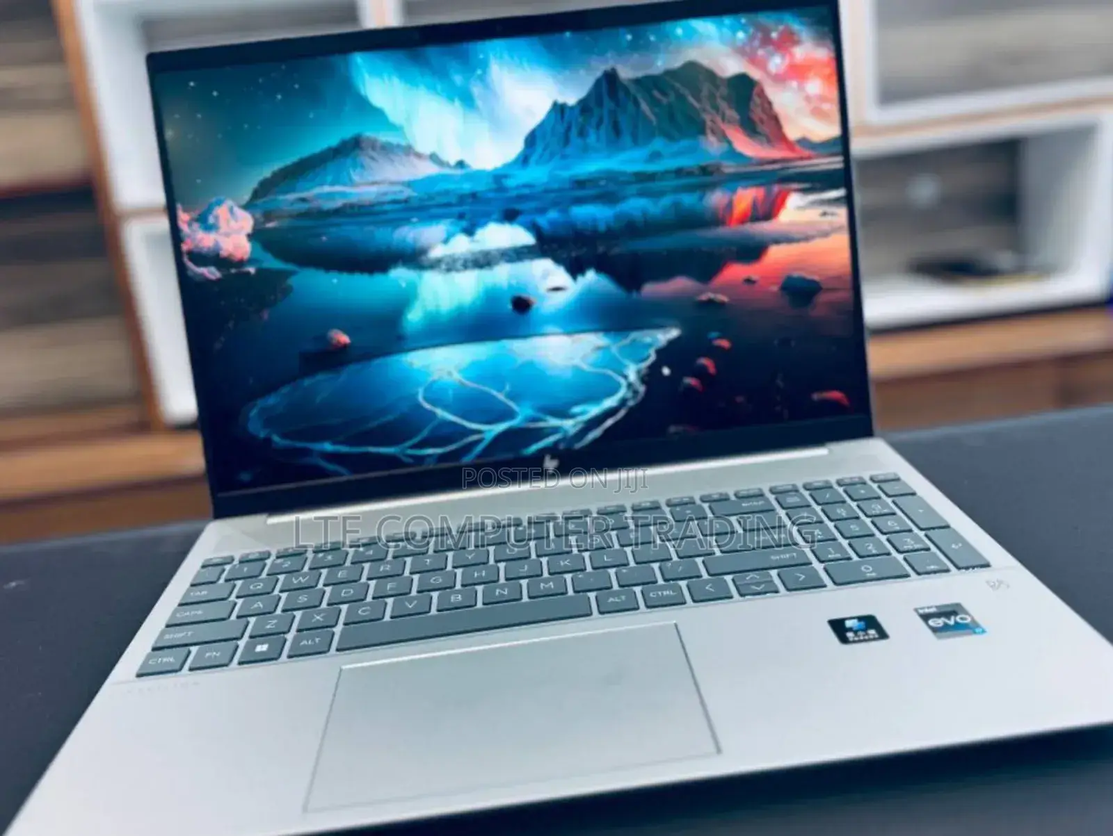 New Laptop HP Pavilion 17 16GB Intel Core I7 SSD 1T