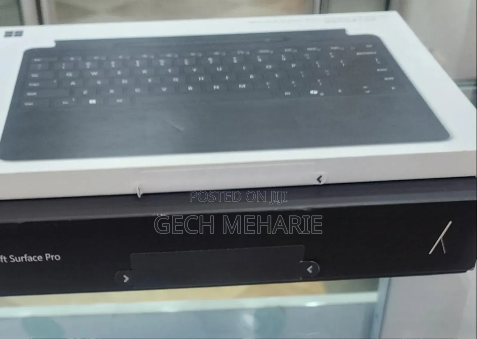 New Microsoft Surface Pro 11th Edition, a Copilot+ PC 16GB SSD 512GB