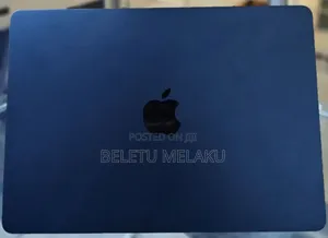 New Laptop Apple MacBook Air 2022 M2 8GB Apple M3 SSD 256GB