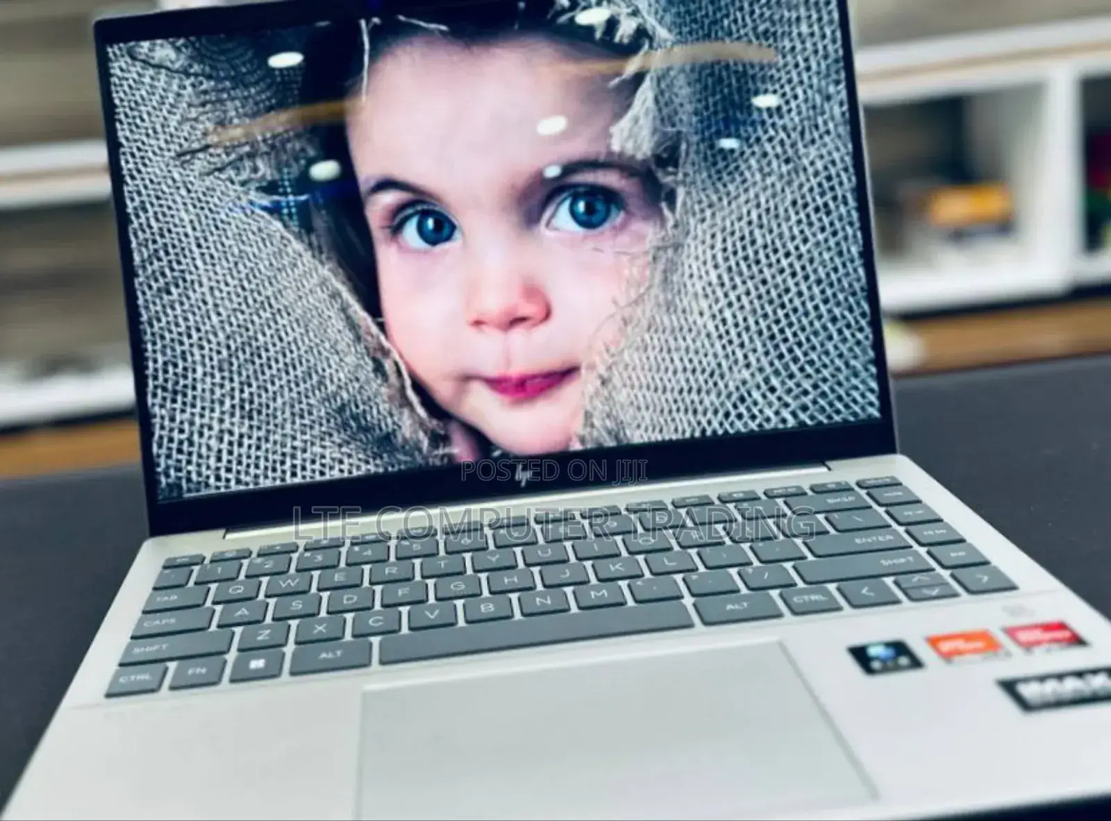 New Laptop HP Pavilion 14 16GB AMD Ryzen 7 SSD 1T