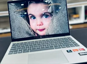 New Laptop HP Pavilion 14 16GB AMD Ryzen 7 SSD 1T