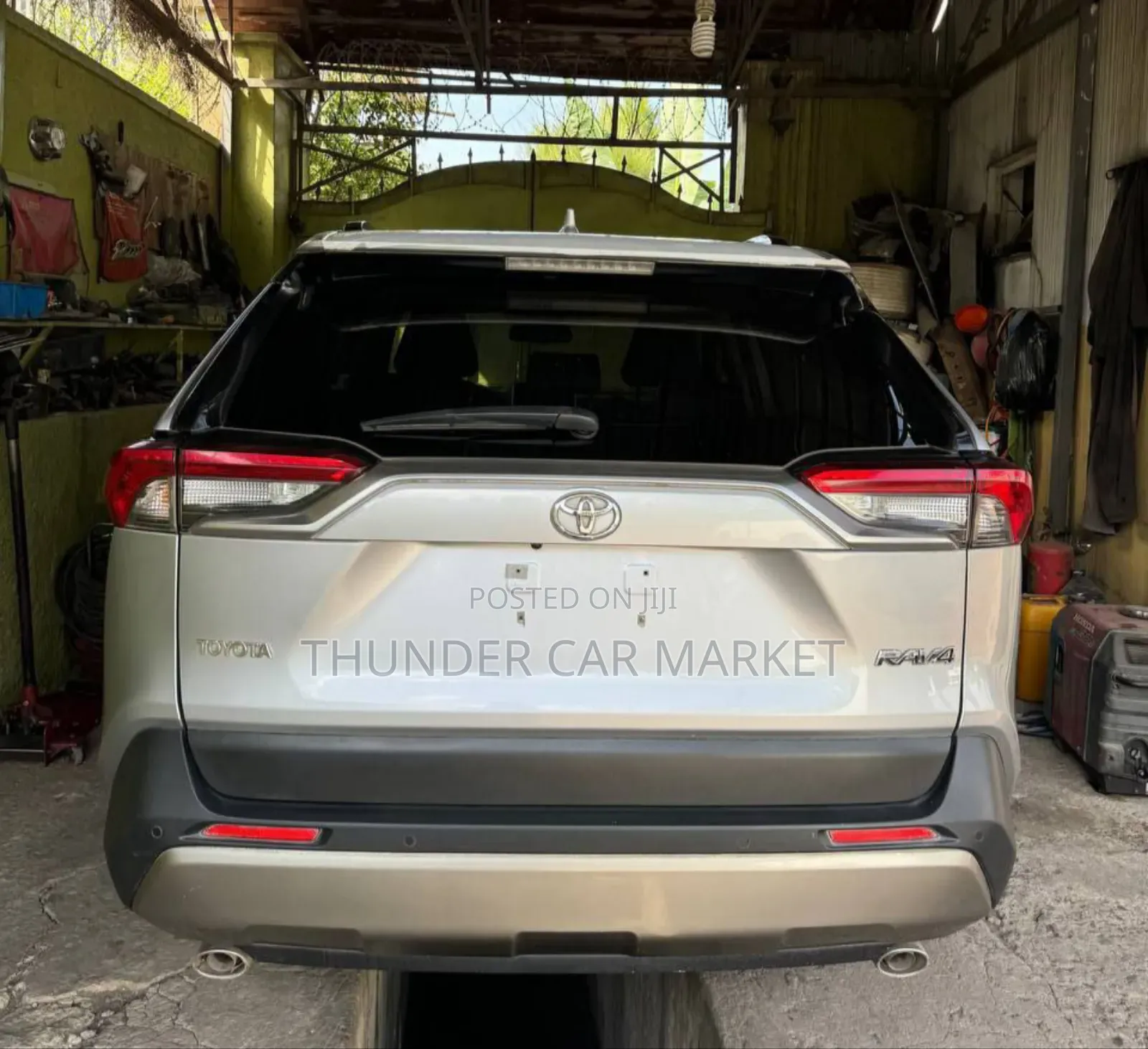 New Toyota RAV4 2022 Silver