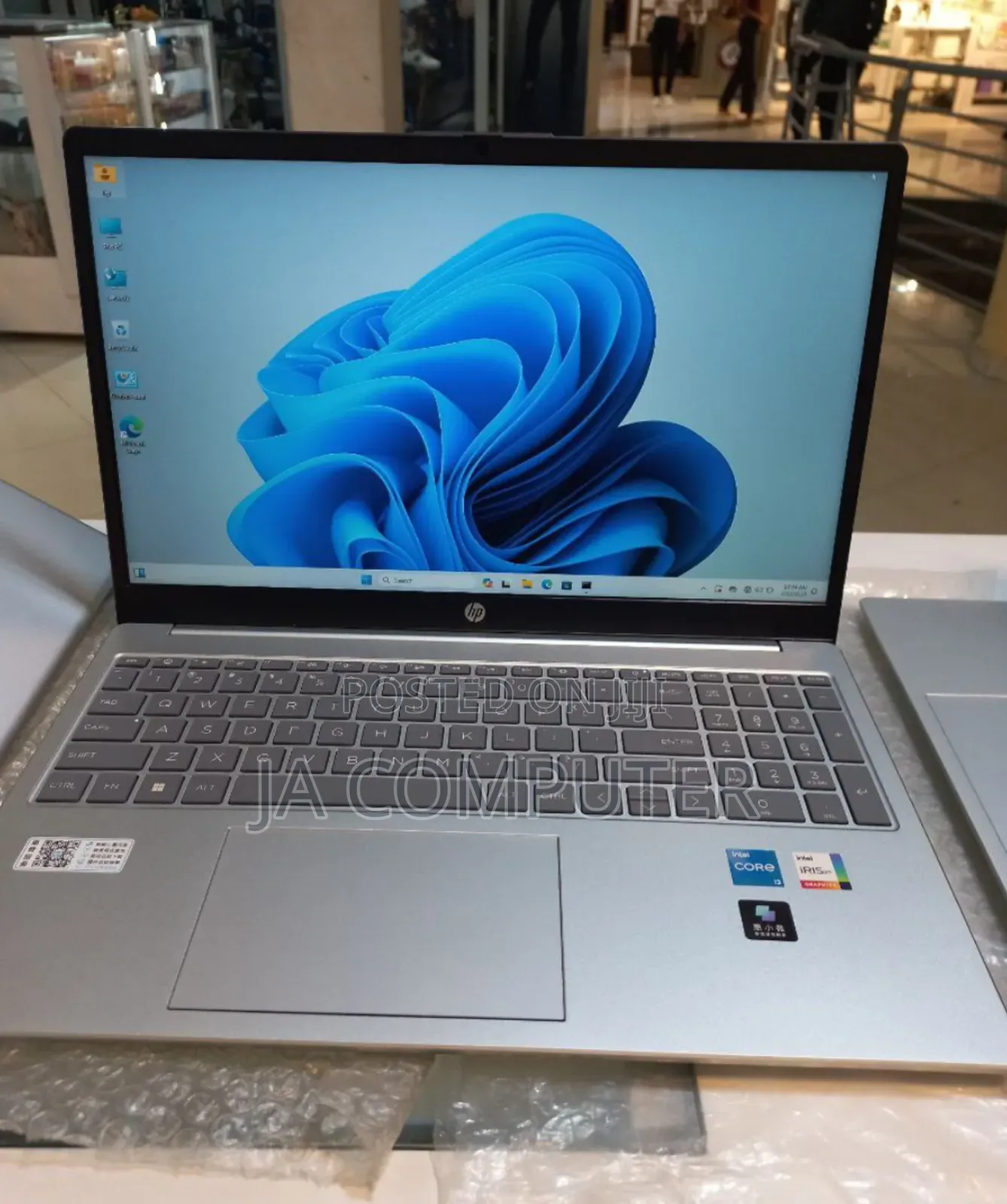 New Laptop HP Stream Notebook 16GB Intel Core I7 SSD 512GB