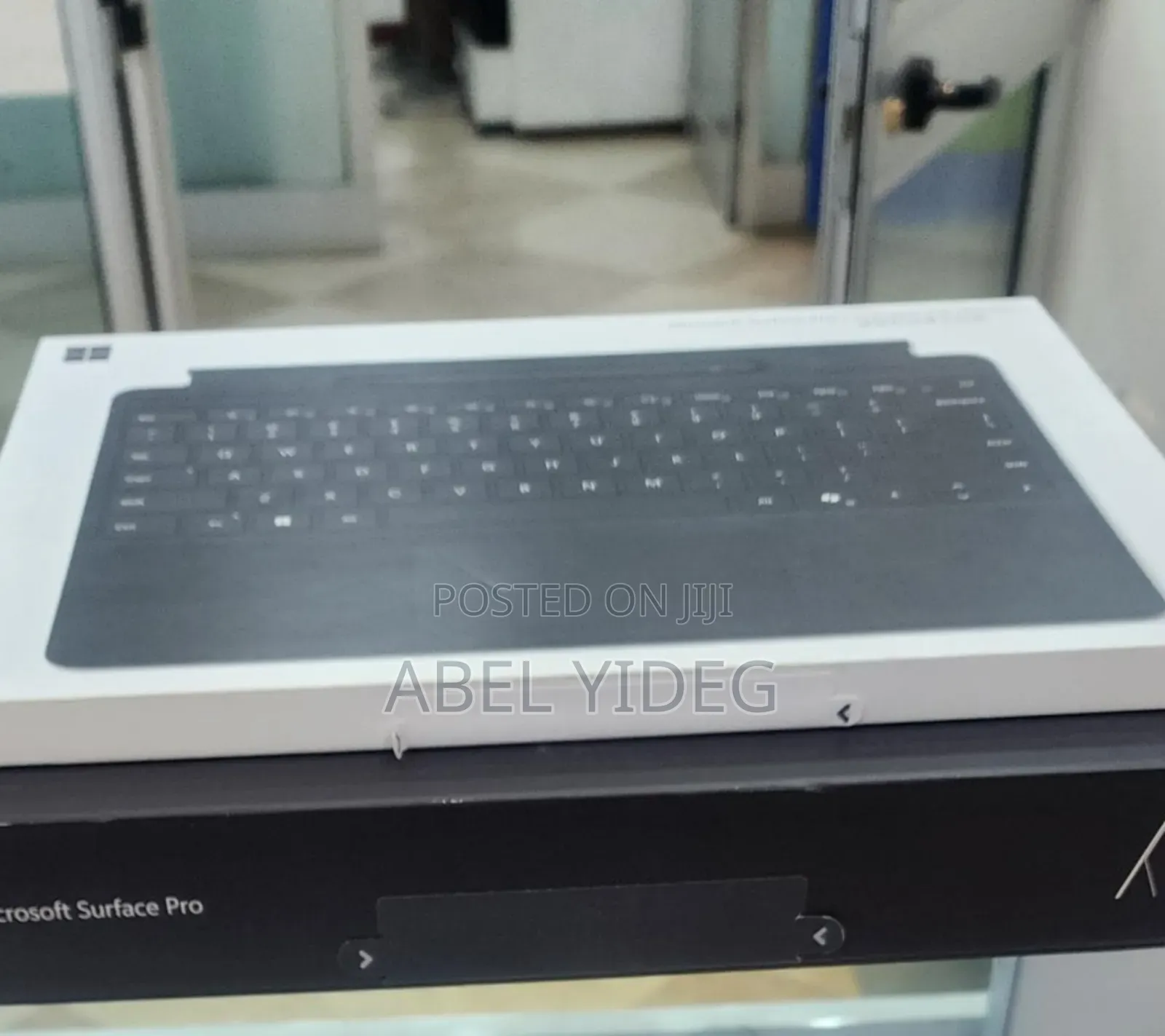 New Microsoft Surface Pro 11th Edition, a Copilot+ PC 16GB SSD 512GB