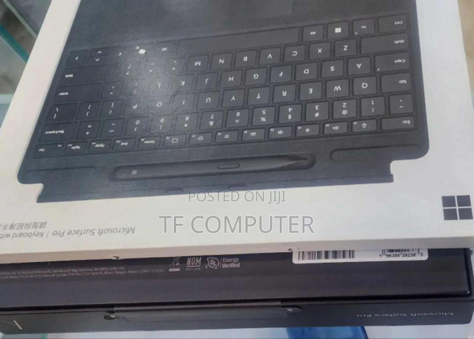 New Microsoft Surface Pro 11th Edition, a Copilot+ PC 16GB SSD 512GB