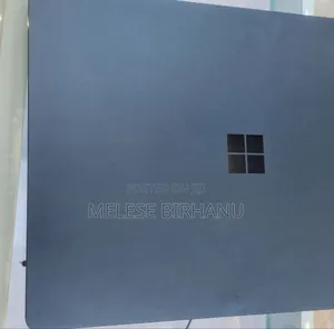 New Laptop Microsoft Surface Book 3 16GB Intel Core I7 SSD 256GB